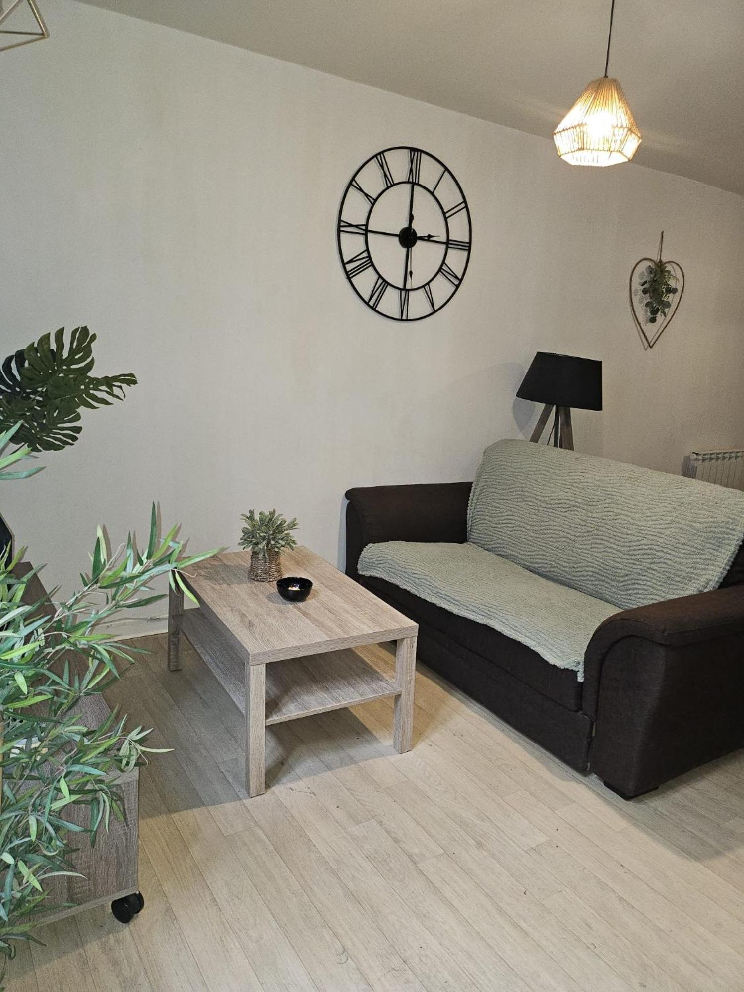קרקסון 49 Studio Centre-Ville Box A Bagages Gratuits מראה חיצוני תמונה